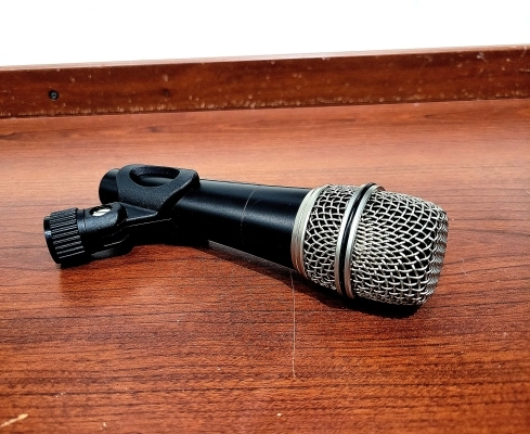 CAD Audio - D89 Super Cardioid Mic 2