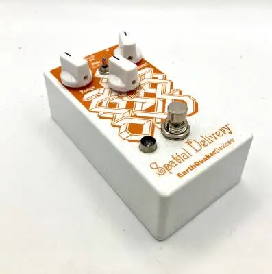 EarthQuaker Devices Spatial Delivery Envelope Filter pedal 2