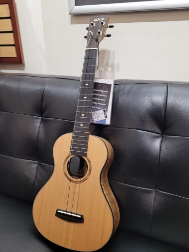 Kala - Super Tenor Ukulele w/ Case 2