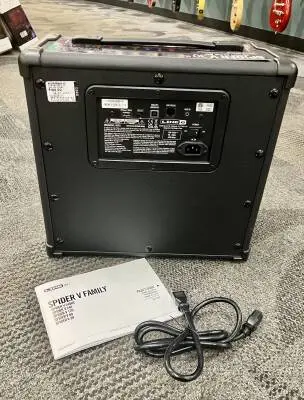Line 6 SPIDER5MK2-30 watt guitar amp 2
