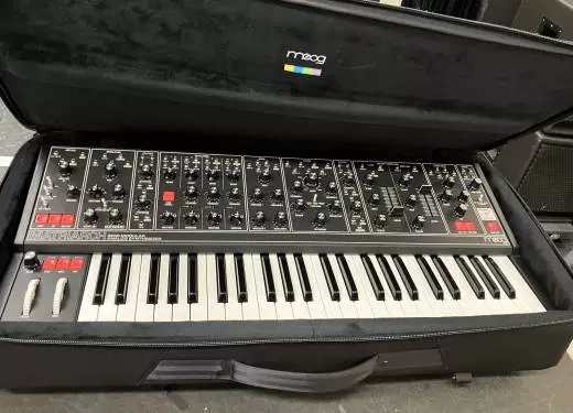 Moog Matriarch analog synth w/deluxe Moog bag 2