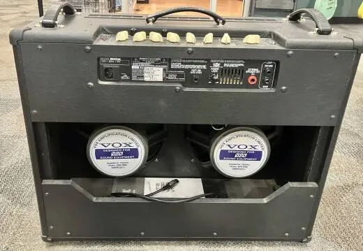 Vox - VT100 100w Valvetronix amp 2