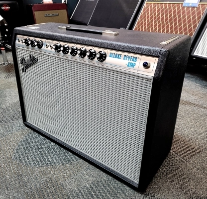 Fender - 1968 Custom Deluxe Reverb 2