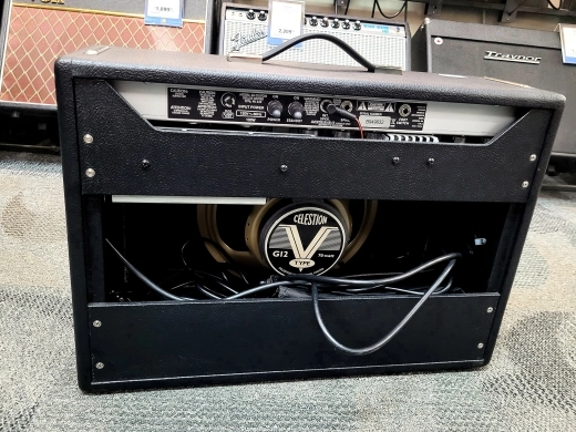 Fender - 1968 Custom Deluxe Reverb 2