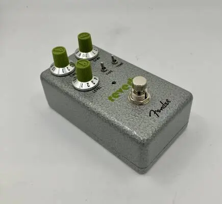 Fender Hammertone reverb pedal 2