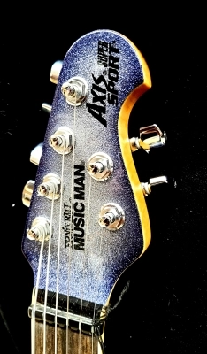 Ernie Ball Music Man - Axis Baritone Stary Night 3