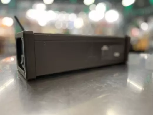 Behringer XR12 digital mixer 2