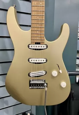 Charvel Guitars Pro-Mod DK22 in Pharaohs Gold