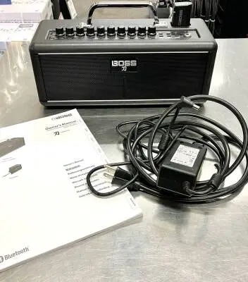 BOSS  Katana Air wireless battery powered stereo guitar amp 2