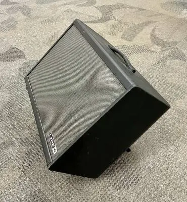 Store Special Product - Line 6 Powercab 112 250w powered cabinet