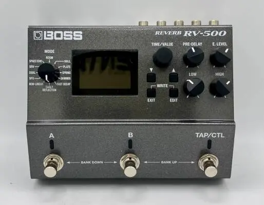 BOSS RV-500 Reverb pedal