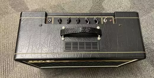 Vox AC10C1VS 10 watt tube guitar amp 2