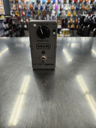 ギター MXR M135 SMART GATE MXR ( エムエックスアール ) M135 Smart Gate ノイズゲート 送料