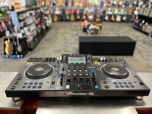Pioneer DJ - XDJ-XZ controller