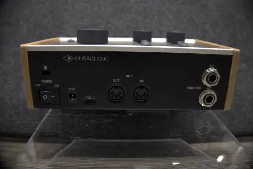 Universal Audio - UA-VOLT276 2