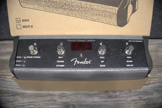 Fender - 008-0996-000 2