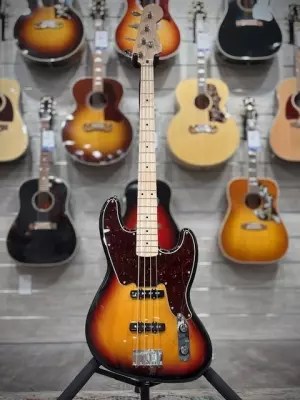 Squier - 037-7100-500