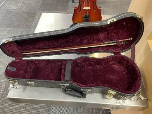 Schoenbach 1/2 violin 2