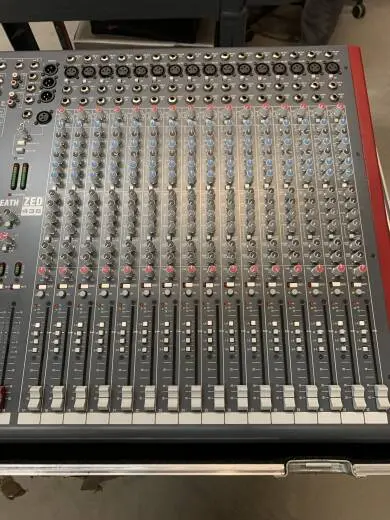 Allen & Heath - Zed436 2