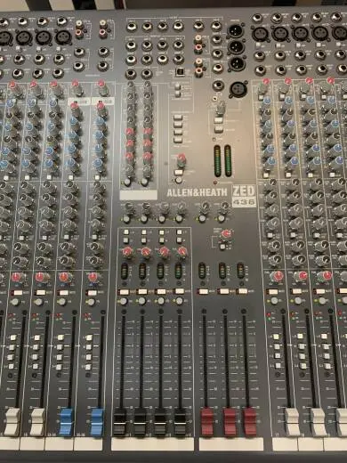 Allen & Heath - Zed436 2