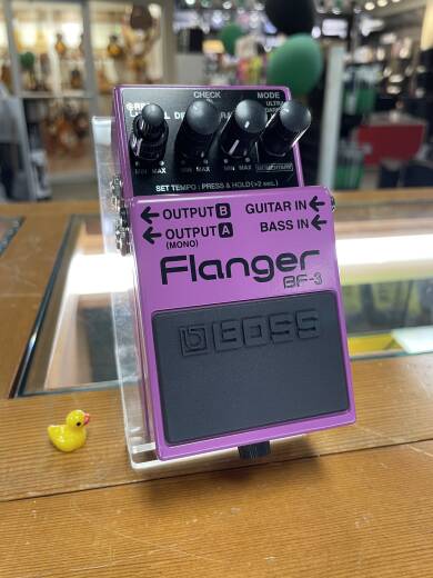 BOSS BF-3 Flanger Pedal | Long & McQuade