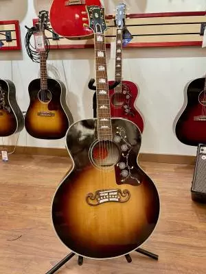Gibson - SJ-200 Original - Vintage Sunburst 2