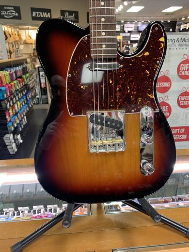 Store Special Product - Fender Am Pro II Tele RW 3-Tone Sunburst