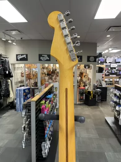 Fender - 011-6502-778 2