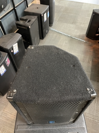 Gear Hunter Yorkville E10p Yorkville Sound Elite Series Passive