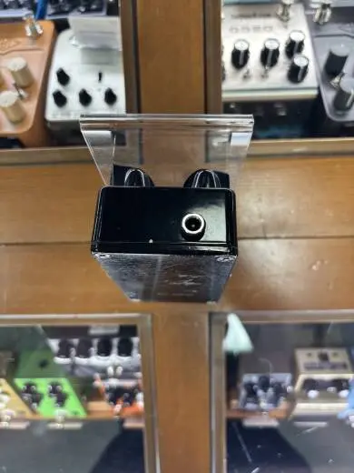 Airis Savage Drive V2 2