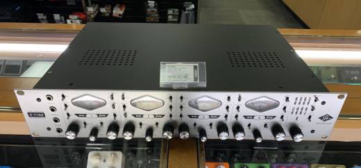 Store Special Product - Universal Audio - 4-710D 4-Channel Twin Finity Mic Preamp