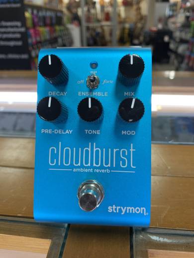 ギター Strymon cloudburst ambient reverb Cloudburst Ambient Reverb - Strymon