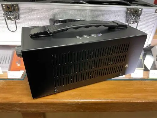 ART Pro Audio - T4 ART 2