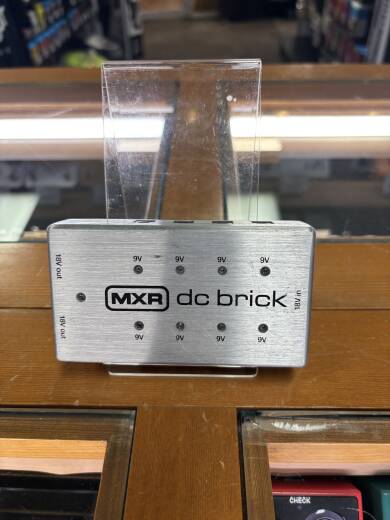 MXR M237 DC Brick Power Supply | Long & McQuade