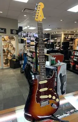 Fender - 011-3900-700 2