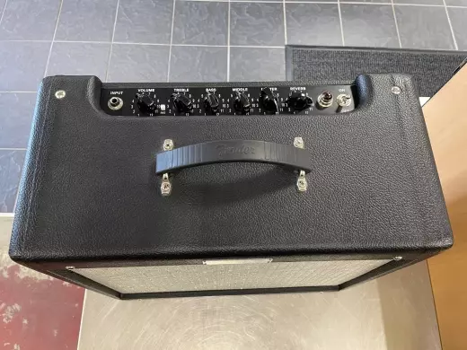 Fender - 223-0500-000 2