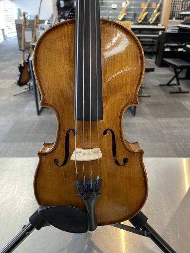Stentor Student II Violin Outfit 4/4 Size | Long & McQuade