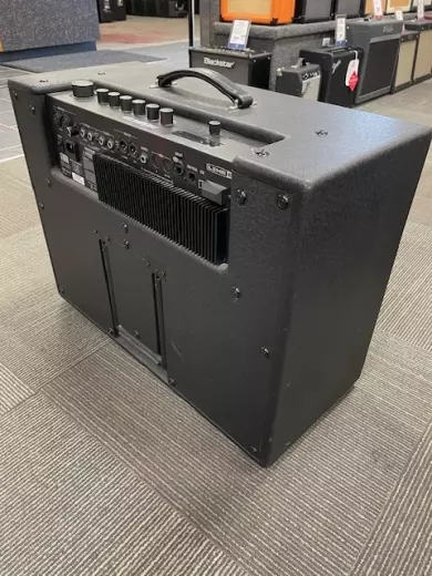 Line 6 - FIREHAWK1500 2