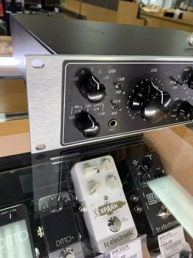 Universal Audio - 6176 2