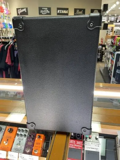 Line 6 - CATALYST60 2