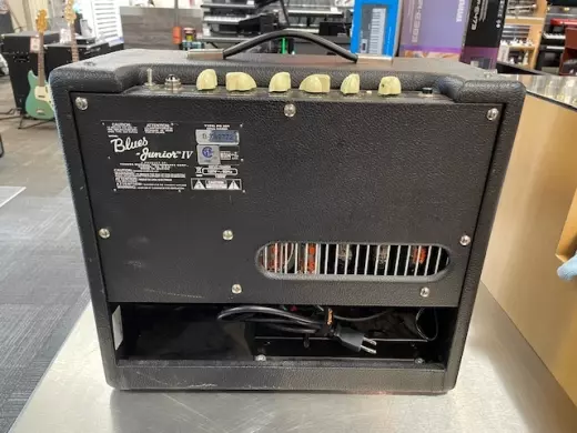 Fender - 223-1500-000 2
