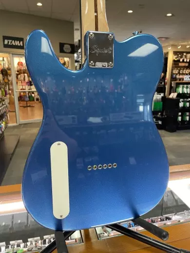 Squier - 037-7020-502 2