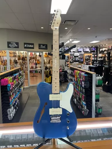 Squier - 037-7020-502 2