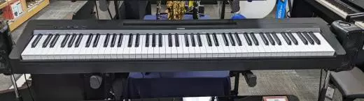 Yamaha - P145 B