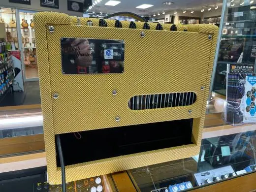 Fender - 021-3205-700 2