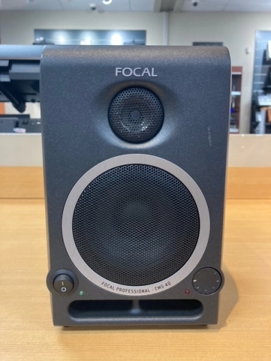 Focal Professional - CMS 40