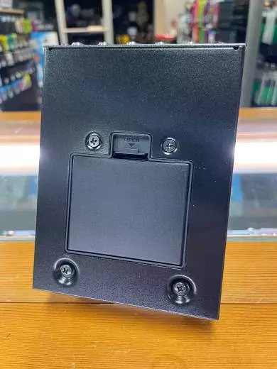 Store Special Product - BOSS - RV-200
