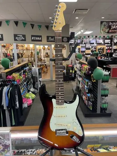 Fender - 11-3000-700 2