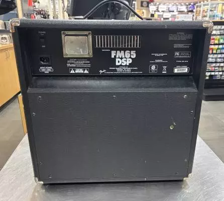 Fender FM65 Amp 2