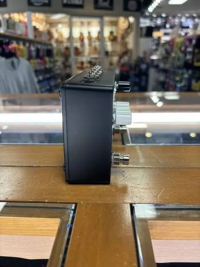 Electro-Harmonix - OCEANS 12 2